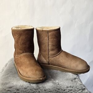 Generic UGGs Sheepskin Boots From Costco